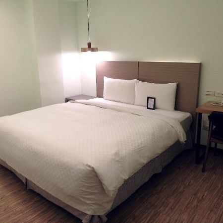 Lan Ting Business Inn Taipei Extérieur photo