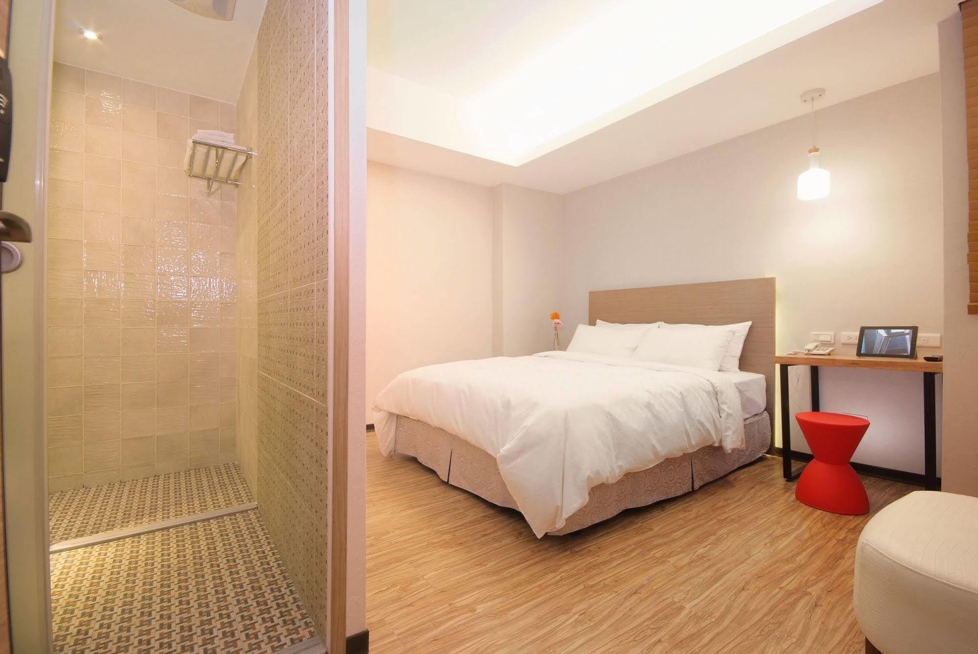 Lan Ting Business Inn Taipei Extérieur photo