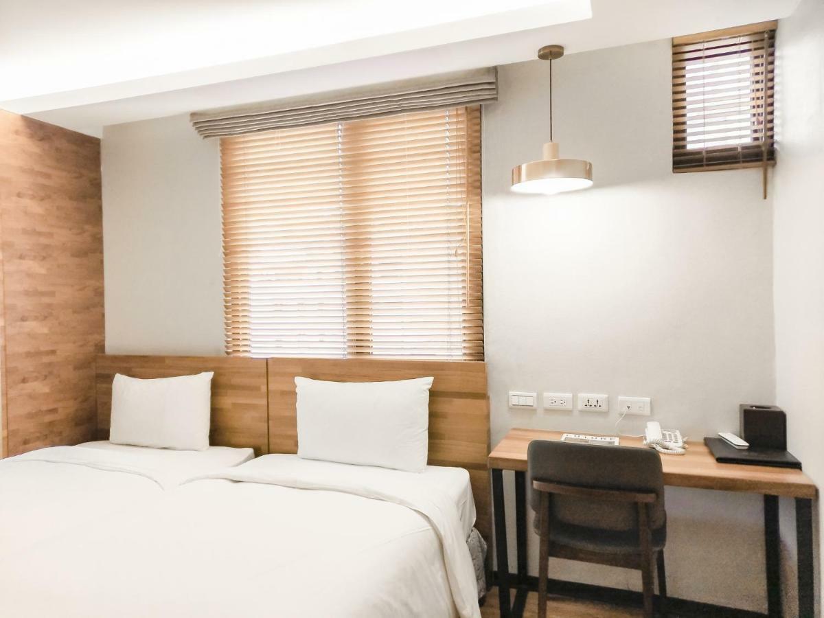 Lan Ting Business Inn Taipei Extérieur photo