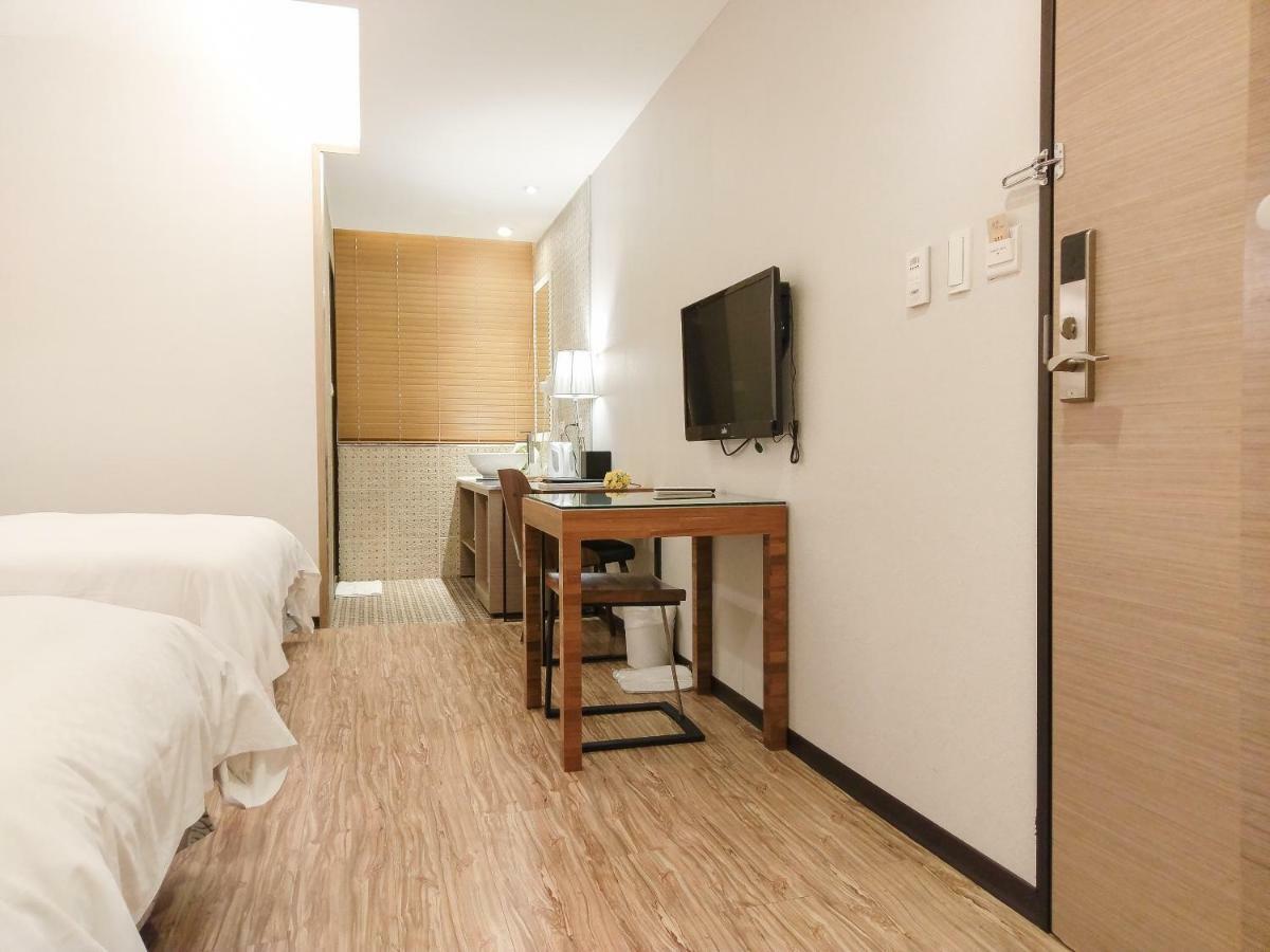 Lan Ting Business Inn Taipei Extérieur photo