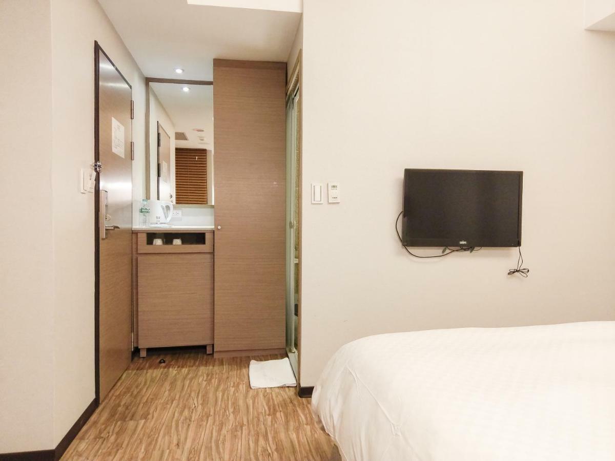 Lan Ting Business Inn Taipei Extérieur photo