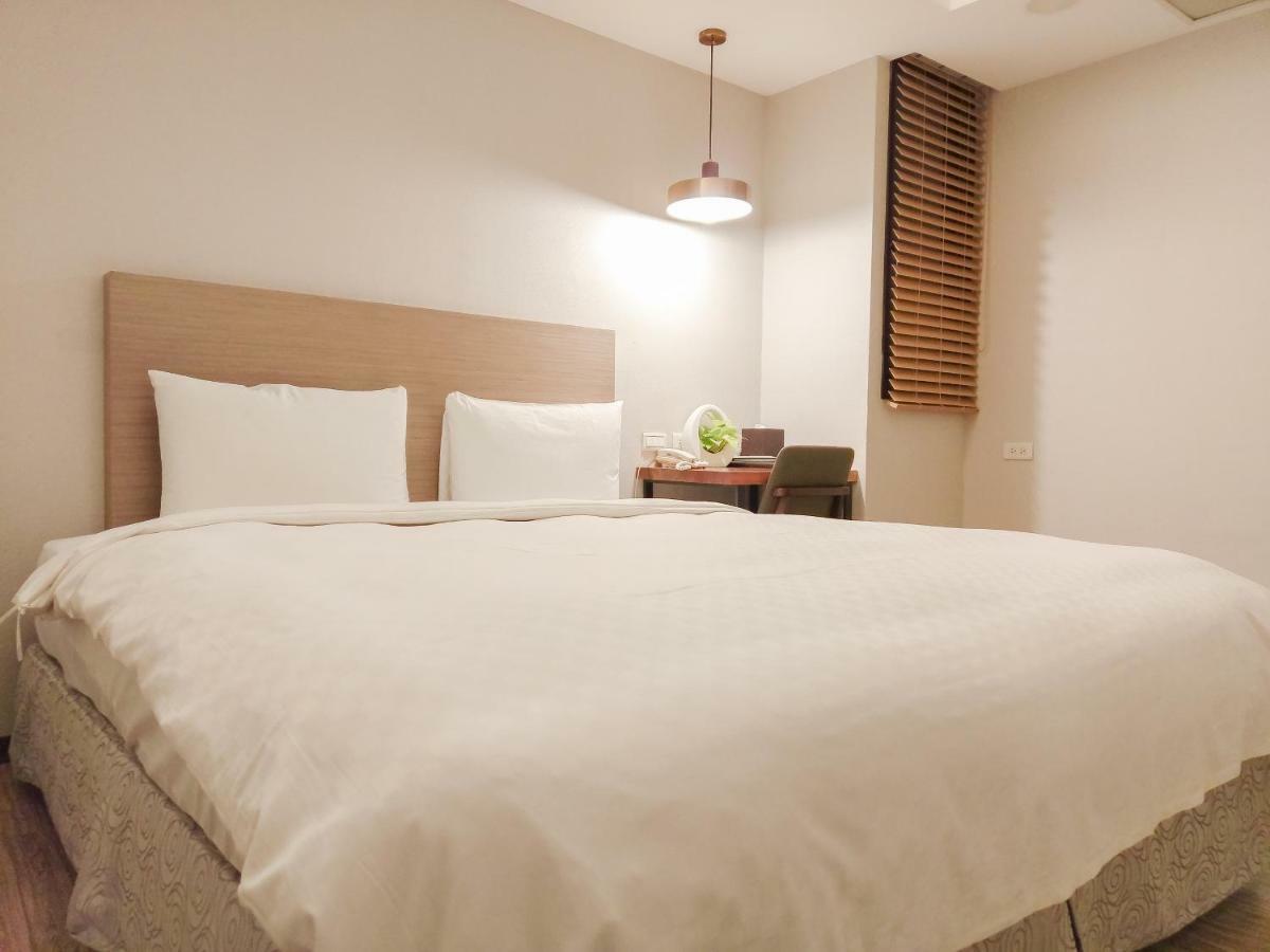 Lan Ting Business Inn Taipei Extérieur photo